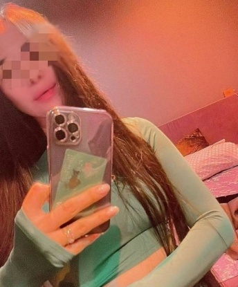 Мои услуги охватывают все, что ты можешь представить: эскорт, горячие встречи, расслабляющий массаж и многое другое 💋✨. Живу в самом сердце Москвы, где наша встреча станет настоящей волшебством. Позволь мне подарить тебе свою нежность и страсть. Обращают внимание на мою превосходную внешность и мои красочные фотографии 📸. У меня есть множество положительных отзывов, которые подтверждают мою неподдельность и незабываемость. Позвони мне и узнай больше о встрече, которую ты никогда не забудешь. Рада создать для тебя истинное удовольствие 😘. Зина